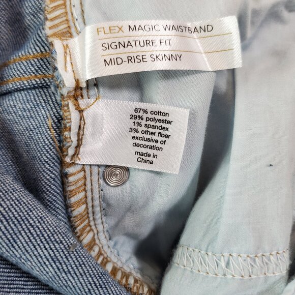Lane Bryant Mid- Rise Skinny Jeans Size 24 Floral Embroidered Hem Signat… - Picture 9 of 10
